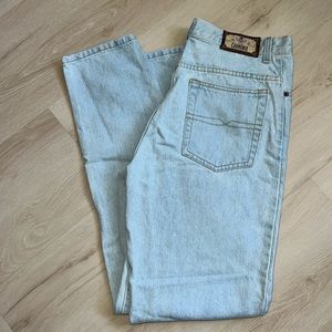 Light blue wash jeans